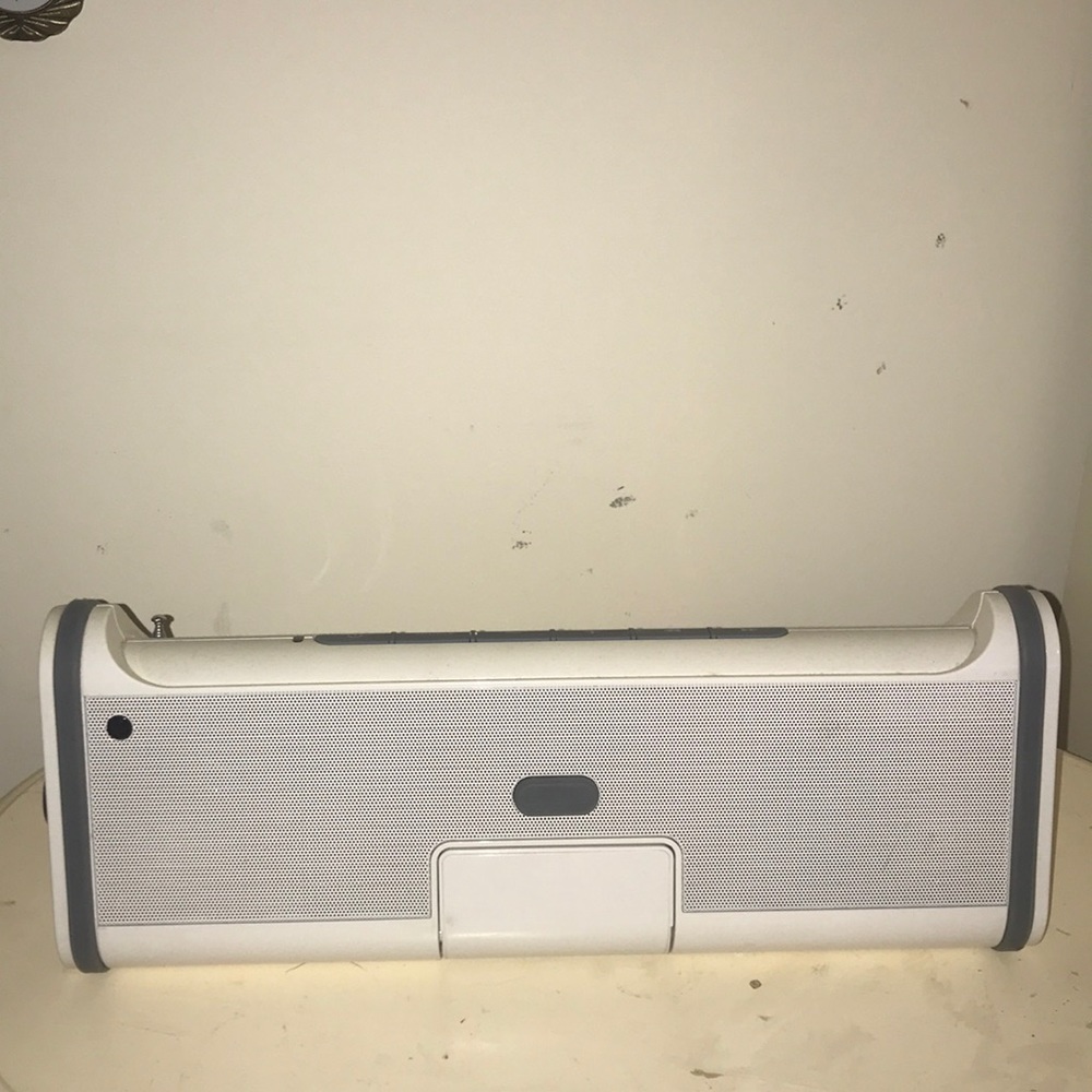 Brookstone Portable Stereo/Radio